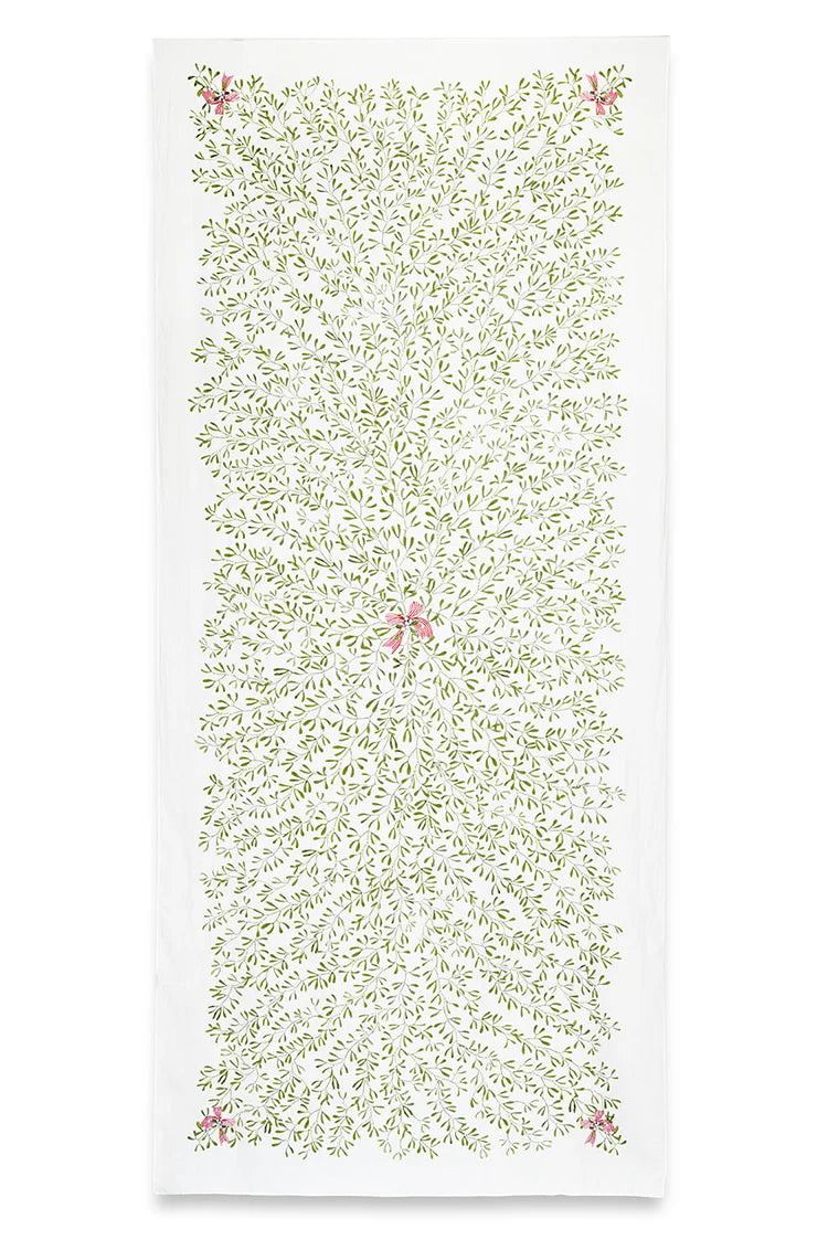 Mistletoe Tablecloth 65 x 150”