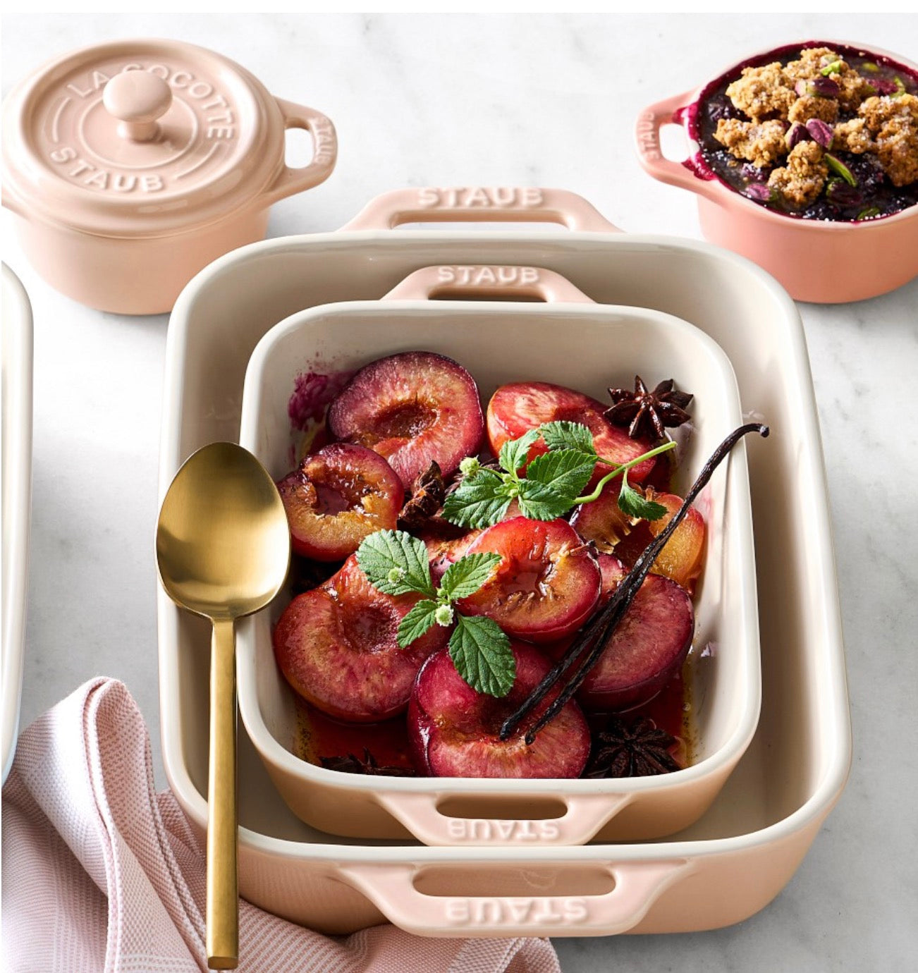 Staub Stoneware 2 piece Rectangular Baking Dish Set in Pink Peony