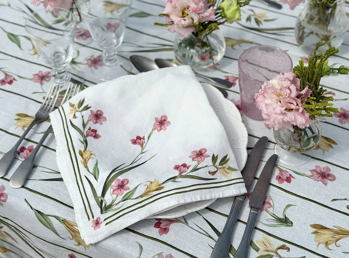 Gladioli Linen Tablecloth - 65x150 inches
