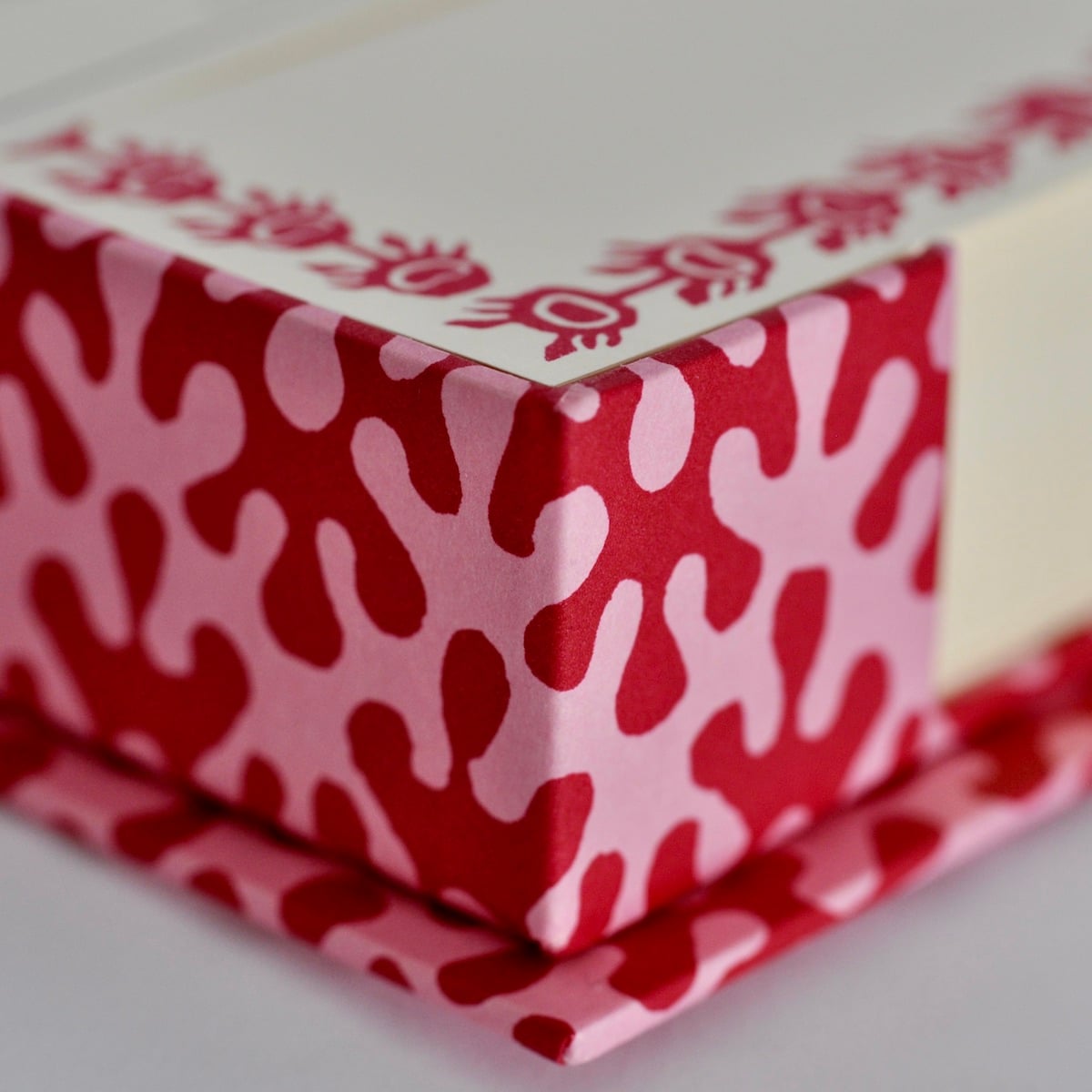 Note Holder - Raspberry