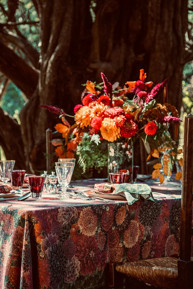 Dahlia Tablecloth