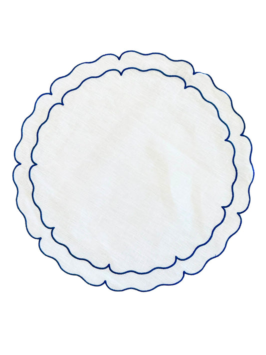 Set of 6 Scalloped White and Navy Placemats