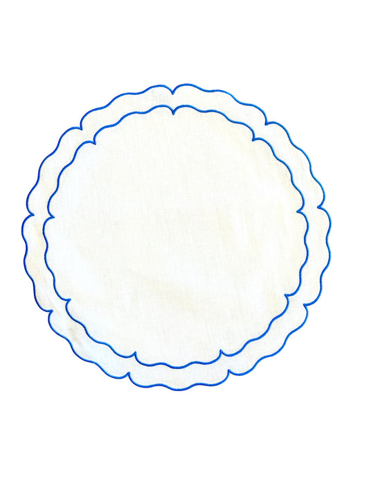 Set of 6 Scalloped Rectangular White and Blue Placemats