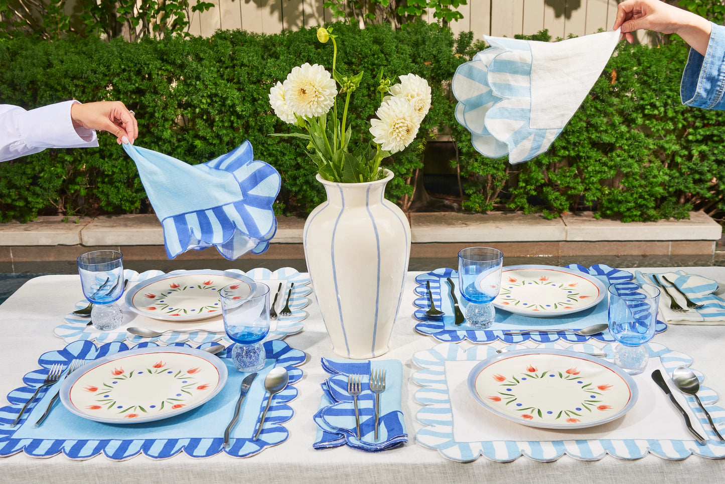 Blue Scalloped Stripe Linen Napkins S/4