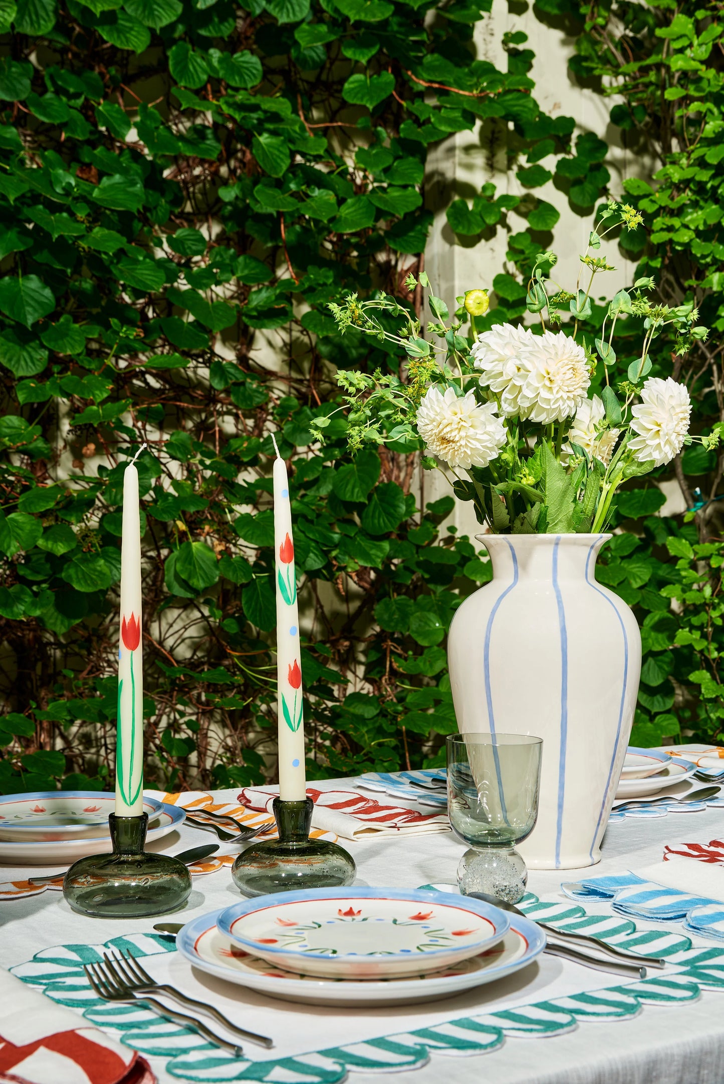 Green Scalloped Linen Placemats S/4