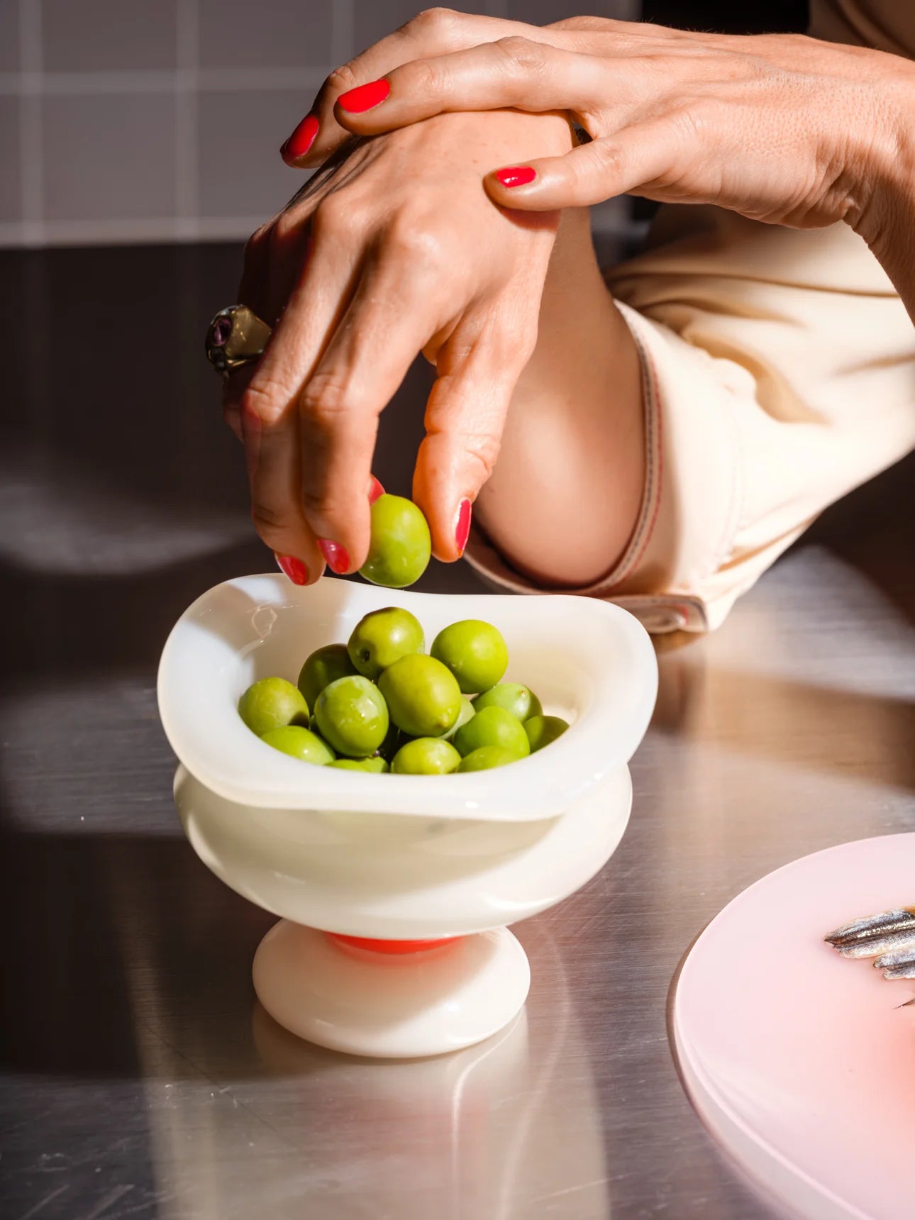 Helle Mardahl The Basin in Coconut and Grapefruit