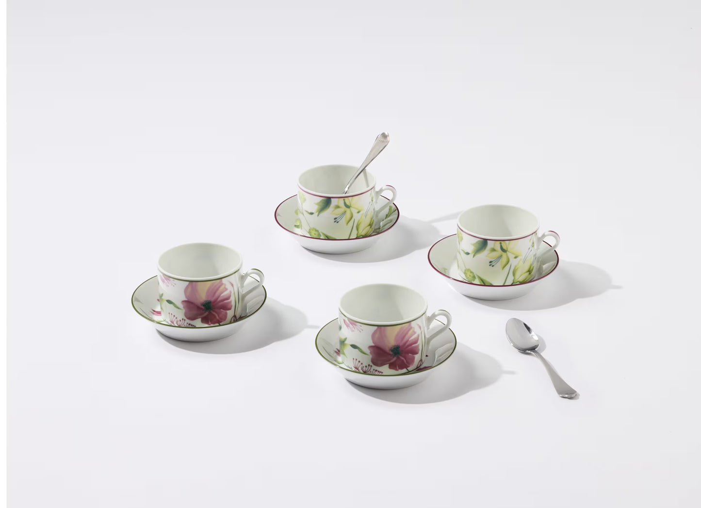 Florenza Malva Tea Cup and Saucer by Ginori 1735